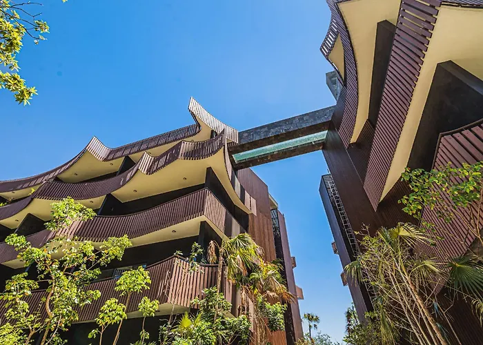 Apartment Walk To 1br 4 Guests Kids Area Office *