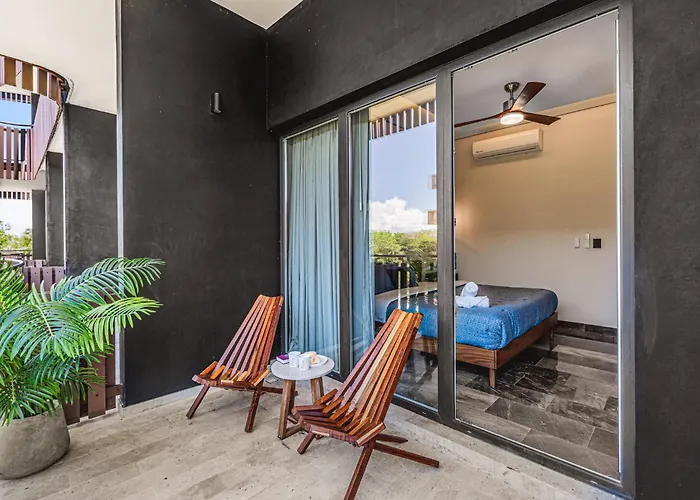 Apartment Walk To 1br 4 Guests Kids Area Office *